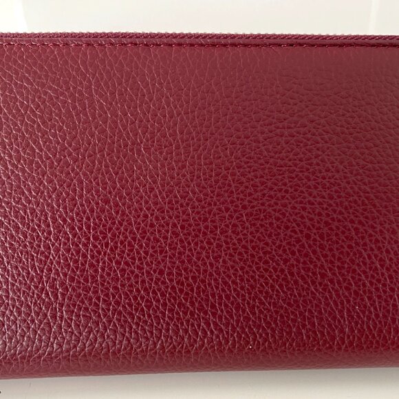 Emporio Armani Dark Red/Black Leather Unisex Ziparound Wallet, Y3H171 8AHOC - Picture 12 of 12